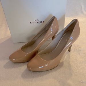 Coach -Carmel heels -Size -8.5